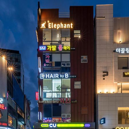 Elephant Pusan Exteriér fotografie